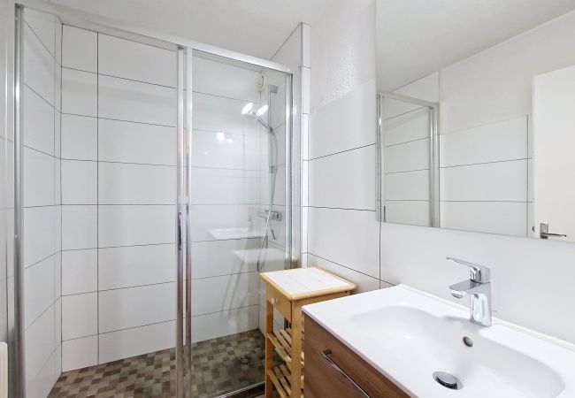 Apartment in Châtel - Castel des Neiges CSA7 CENTRE & VIEW  6 Pers. Apartment in Châtel - Castel des Neiges CSA7 CENTRE & VIEW  6 Pers.