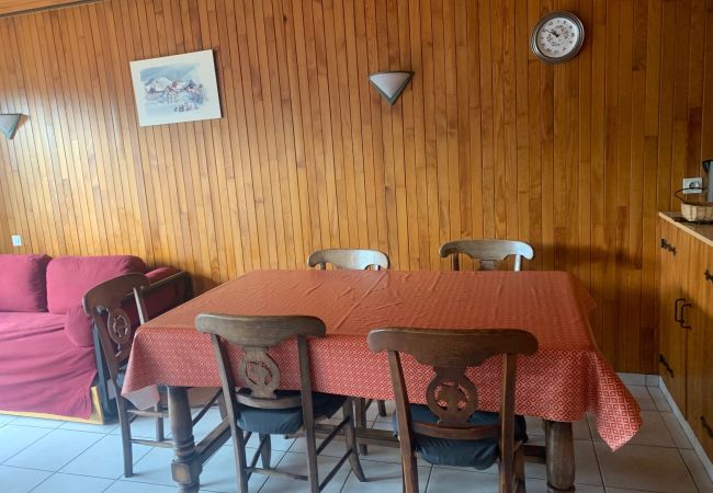 Apartment in Châtel - Chatellan CTA9 CENTER & TELECABINE 5 Pers. Apartment in Châtel - Chatellan CTA9 CENTER & TELECABINE 5 Pers.