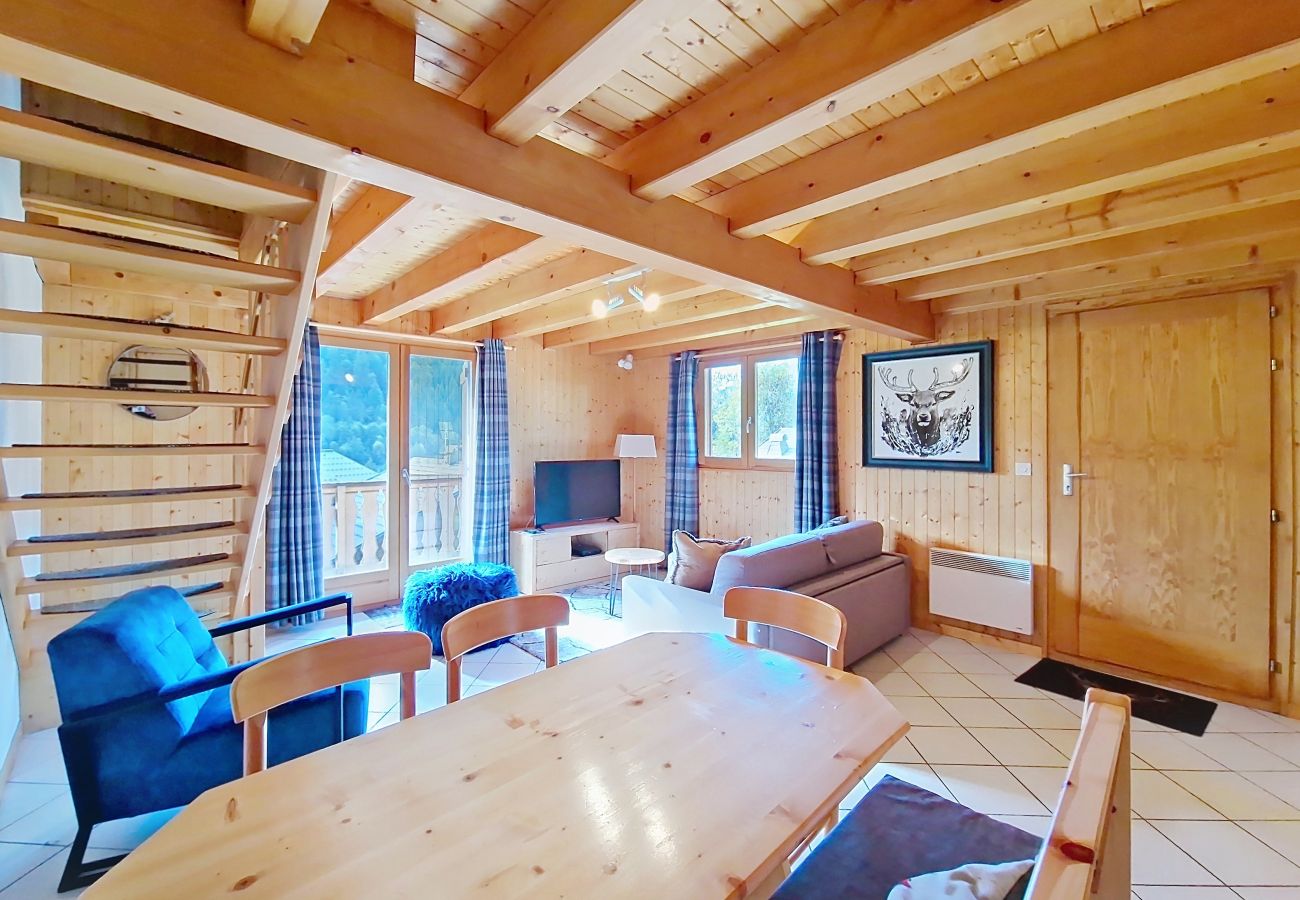 Chalet in Châtel - Chalet Ecureuil ECR CHARMING & NATURE 5 Pers.