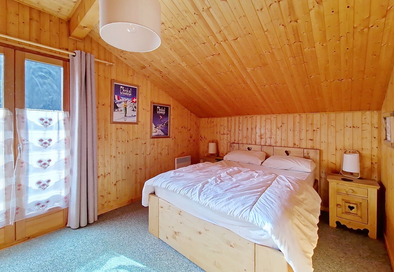 Chalet in Châtel - Chalet Ecureuil ECR CHARMING & NATURE 5 Pers.
