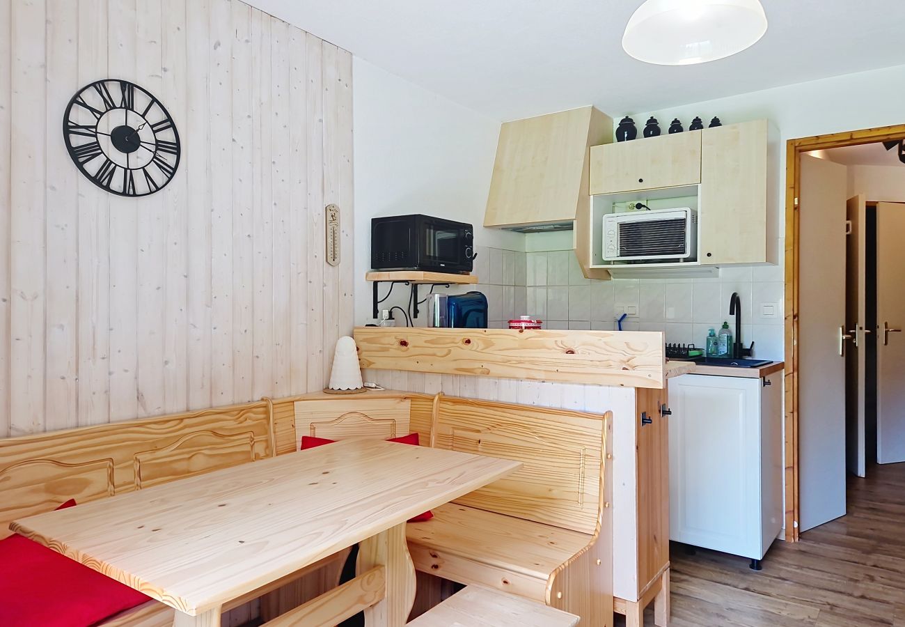 Dining room with equiped kitchen