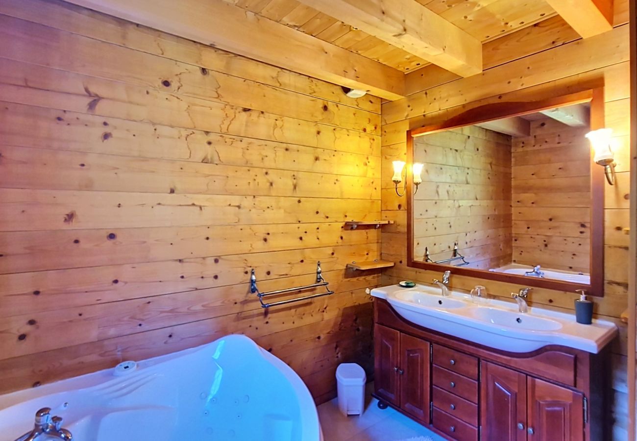 Chalet in Châtel - Chalet Saint Eloy CSE COSY & NATURE 14 Pers.