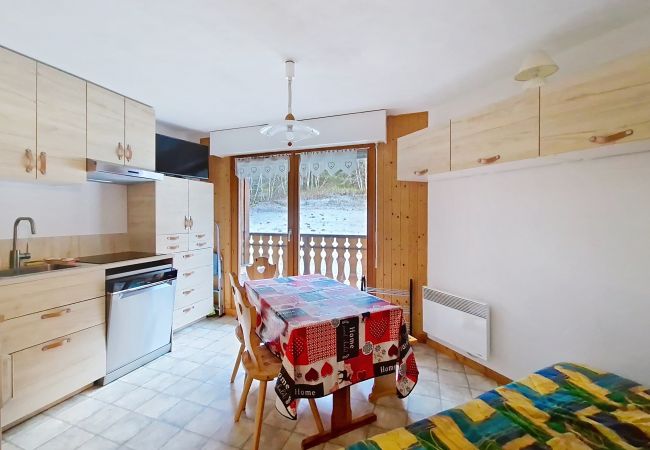 Apartment in Châtel - Violettes VL12  SKI & NATURE 4 Pers