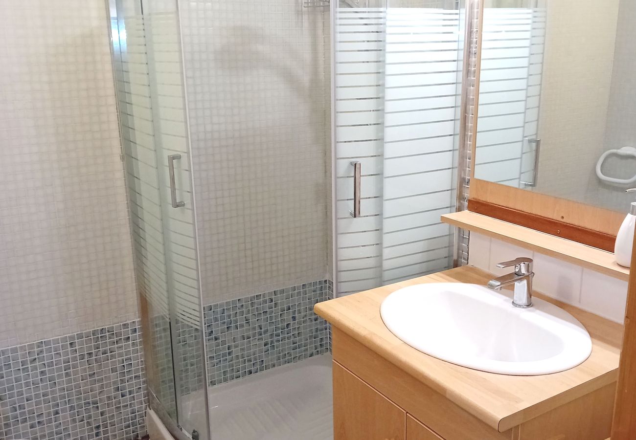 Apartment in Val Cenis - Terrasses D 404 - PARC NAT. VANOISE appart. 6 pers