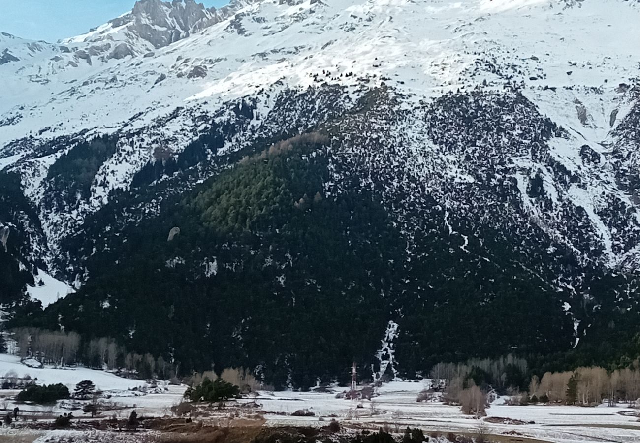 Apartment in Val Cenis - Terrasses D 404 - PARC NAT. VANOISE appart. 6 pers