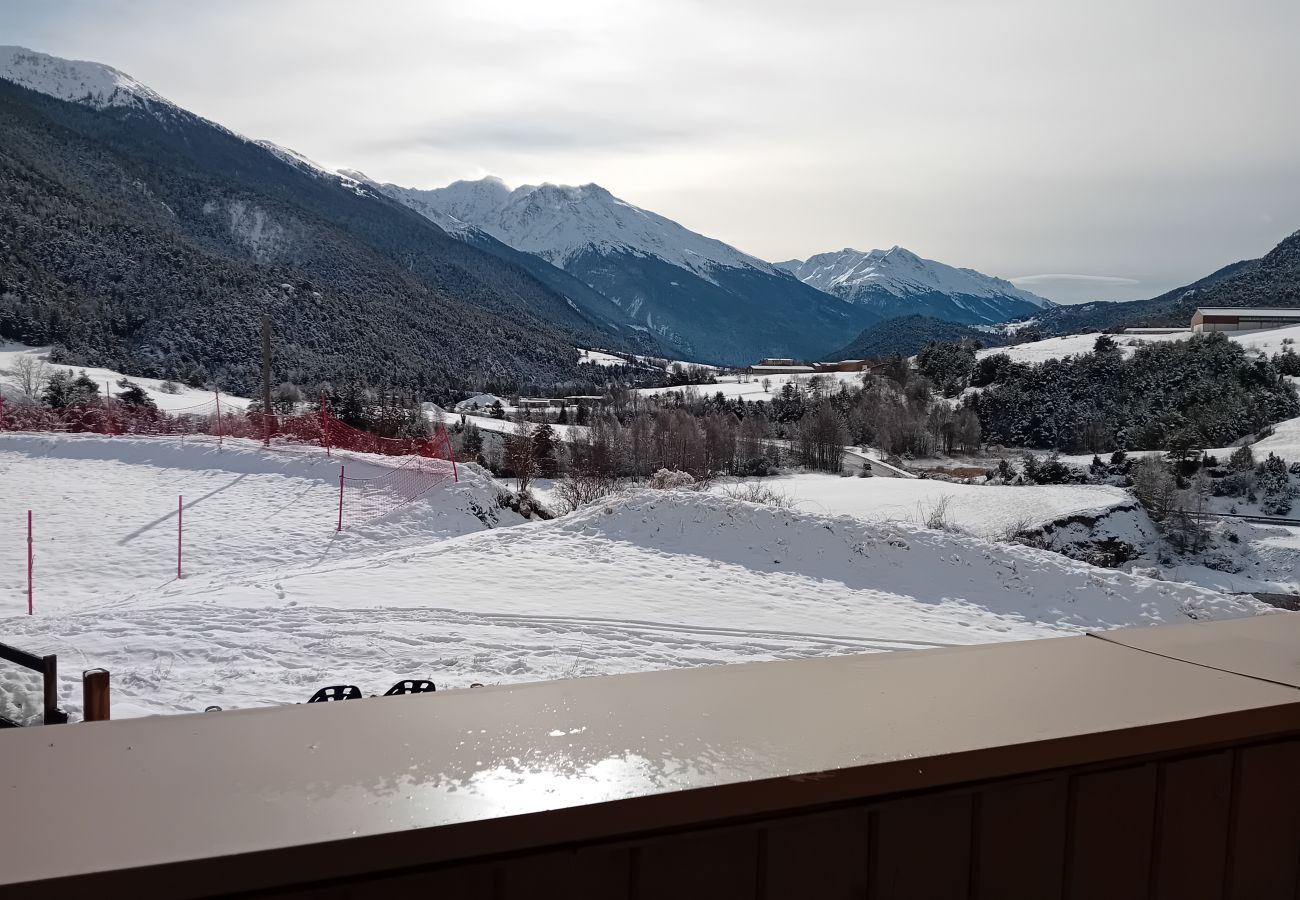 Apartment in Val Cenis - Terrasses D 305 - PARC NAT. VANOISE appart. 6 pers