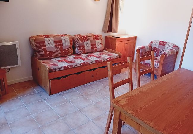 Apartment in Val Cenis - Terrasses E 305 - PARC NAT. VANOISE appart. 6 pers Apartment in Val Cenis - Terrasses E 305 - PARC NAT. VANOISE appart. 6 pers