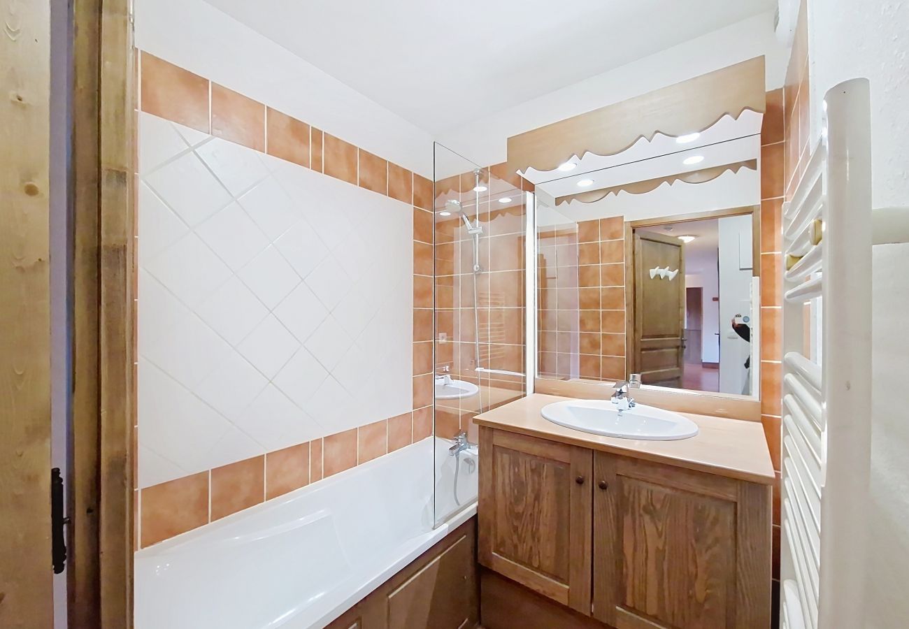 Apartment in Châtel - Grand Lodge GRA13 SPA & MOUNTAIN 6 Pers. Apartment in Châtel - Grand Lodge GRA13 SPA & MOUNTAIN 6 Pers.