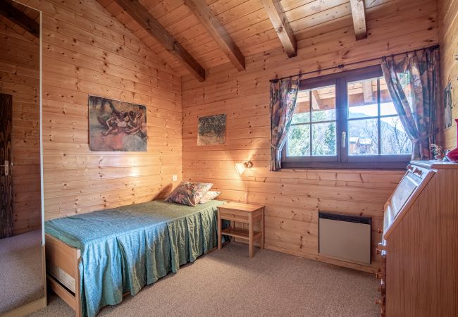 Chalet in Veysonnaz - Chalet Hibou MOUNTAIN & QUIET chalet 6 pers Chalet in Veysonnaz - Chalet Hibou MOUNTAIN & QUIET chalet 6 pers