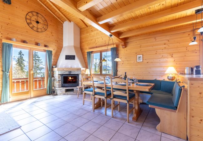 Chalet in Thyon-Les Collons - Esperanza SKI IN & SKI OUT chalet  8 pers Chalet in Thyon-Les Collons - Esperanza SKI IN & SKI OUT chalet  8 pers