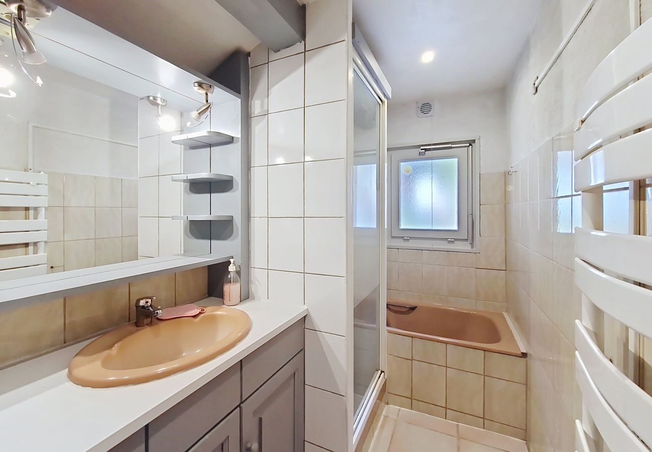 Apartment in Châtel - SOUS LE CRET SC1 TELECABINE & CENTER 6 Pers.